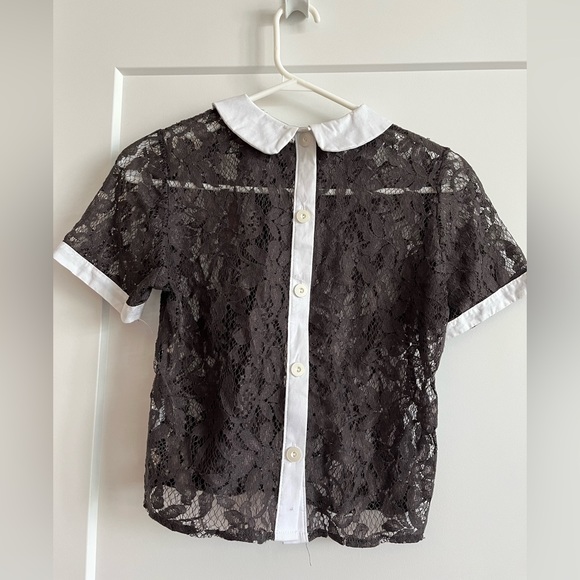 Grey Lace Cropped Shirt with Peter Pan-style Collar - Picture 2 of 4